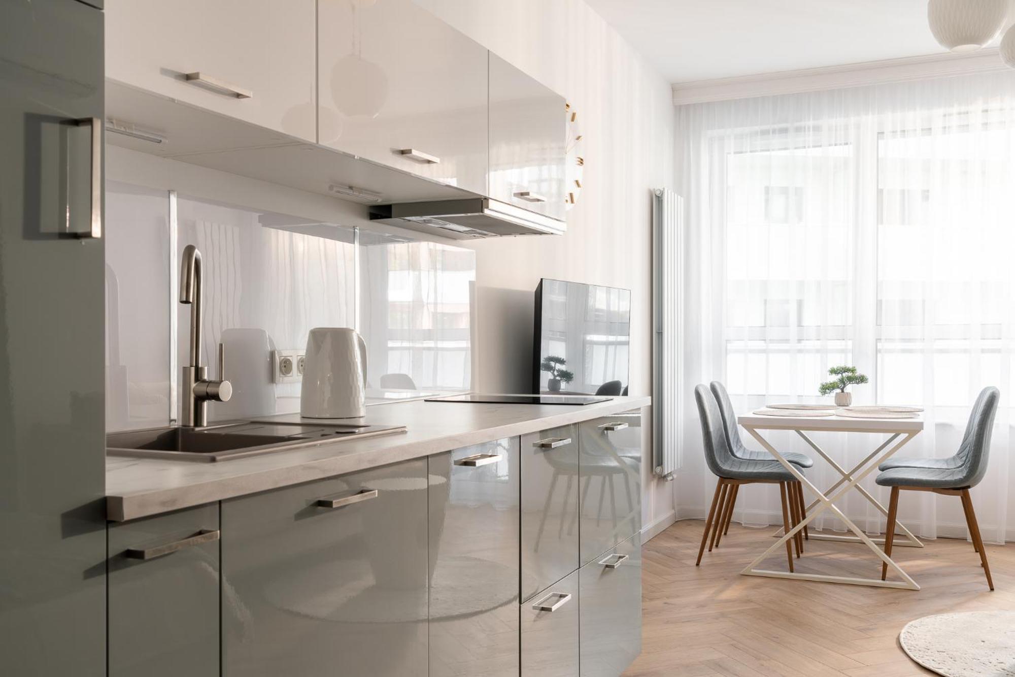 Appartamento Rentplanet - Kepa Mieszczanska II Breslavia Esterno foto